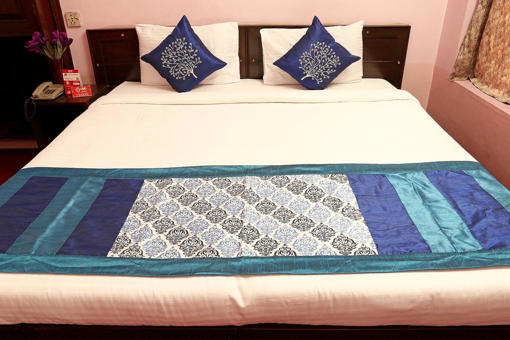 Hotel Oyo 2967 Bella Vista à Calcutta Extérieur photo