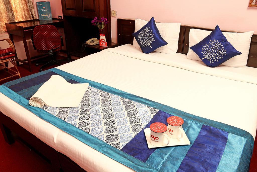 Hotel Oyo 2967 Bella Vista à Calcutta Extérieur photo